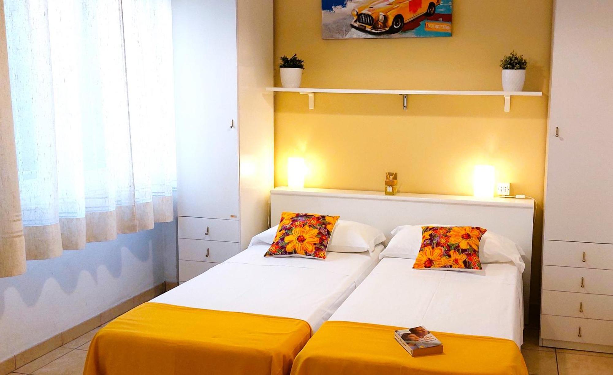 Hotel Garden B&B Маротта Екстер'єр фото